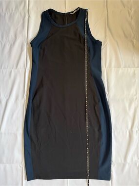 Athleta Stellar En Route Black and Navy Sleeveless Midi Sheath Dress